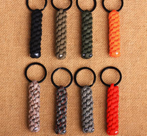 Llavero de Paracord Trenzado con Anillo Metálico, Cuerda de Supervivencia de Siete Hilos para Actividades al Aire Libre - Product Image 1