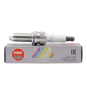 Componente di Accensione Universale NGK, Candele Originali Affidabili per il Mercato Automobilistico Globale 1989 - Product Image 1