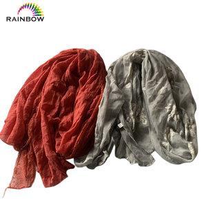 เสื้อผ้า<span class=keywords><strong>มือ</strong></span><span class=keywords><strong>สอง</strong></span>ขายส่ง เสื้อผ้าใช้แล้วในเบล ผ้าไหม ผ้าฝ้าย ผ้าขนสัตว์ <span class=keywords><strong>ผ้าพันคอ</strong></span> คุณภาพดี ขายส่งจำนวนมาก - Product Image 6