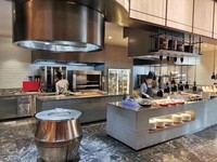 Línea de Cocina Comercial de Bajo Consumo, Vaporera Combinada, Olla para Fideos, Wok a Gas de Acero Inoxidable para Programas de Comidas Escolares