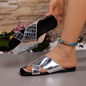 Sandales Baotou européennes pour femmes 2025 New Woven Slip on Square Head Flat Bottom Slingback Shoes - Product Image 6
