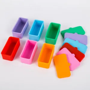 2024 nouveau carré rectangulaire Silicone Bento boîte à déjeuner séparateurs 6 couleurs boîte à lunch accessoires Cupcake cuisson tasses