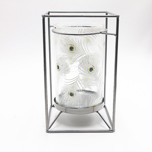 Bougeoir à impression léopard et son lot de 10x20, porte-bougie en verre avec support en métal - Product Image 1