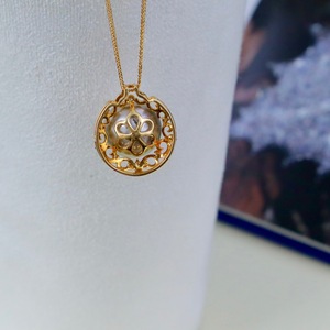 Pendentif en or massif 18 carats de haute qualité avec diamant naturel et perle de Tahiti en eau de mer pour femmes - Product Image 5