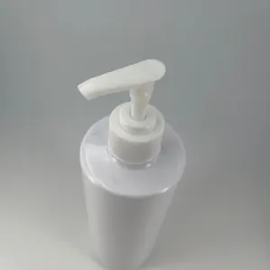 Envase cosmético para mascotas personalizado de alta calidad de 500ml, botella de hombro plana redonda de champú de plástico con bomba de loción 28/410 24/410