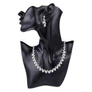 Modische Brautjungfern-Schmucksets für Damen Strass-Kristall-Halskette Ohrringe Sets für Abschlussball und Hochzeit - Product Image 6