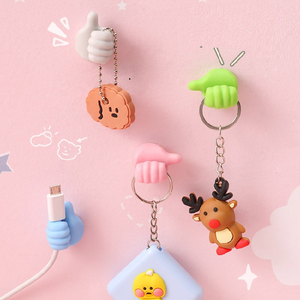 Crochet mural créatif en plastique pour le rangement, fixation sans trace, idéal pour salon, vente en gros usine - Product Image 3