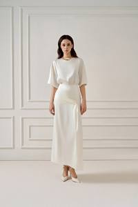 Chemises haute couture pour femmes élégantes EVE BLOUSE en soie sans manches Mison Satin vêtements pour femmes à la mode ODM de la marque WhiteAnt - Product Image 2