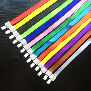 Vente en gros de cordons en polyester personnalisés sangle de cou porte-badge de carte d'identité colorée chaîne de lanière avec crochet - Product Image 4
