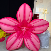 Différents ballons de fleurs artificielles gonflables avec couleur personnalisée pour les fêtes