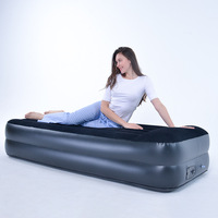 Camping gonflable floqué portatif de matelas de lit d'air de massage de taille simple avec la pompe intégrée