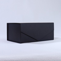 Caja Cosmética Personalizada Minimalista en Negro Mate con Diseño Geométrico, Empaque Premium para Gafas y Cuidado de la Piel