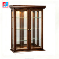 Auf Lager Vitrine Vintage Holz Metall Wandvitrine Gehärtetes Glas LED-Beleuchtung für Sammlerfiguren
