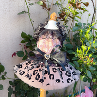 Jupe élégante noire et rose à bretelles en dentelle florale pour chien, en polyester, pour l'été