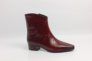 Bottines à <span class=keywords><strong>talon</strong></span> épais en cuir véritable <span class=keywords><strong>noir</strong></span> mat avec panneau élastique, nouvelle collection automne-hiver 2026, fabrication sur mesure - Product Image 2