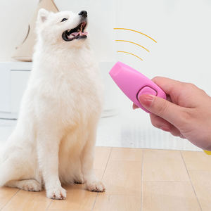 Clicker d'entraînement pour chien 2 en 1 avec sifflet vocal interactif, couleur personnalisée, avec laisse élastique pour la main - Product Image 5