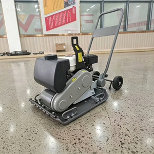 Compacteur à plaque vibrante de 95 kg avec moteur Briggs & Stratton de type 170 5,5 CV pour la construction, la construction de routes, la compactation des sols - Product Image 3