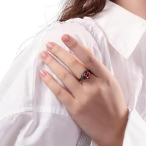 Anello a quattro punte Sweet Heart per donna, gioielli romantici alla moda - Product Image 3