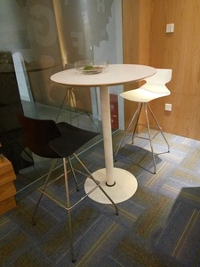 <span class=keywords><strong>Tabouret</strong></span> <span class=keywords><strong>de</strong></span> <span class=keywords><strong>bar</strong></span> haut pivotant à 360 degrés, en acier inoxydable, moderne, pour hôtel commercial, salon, norme ANSI/BIFMA, durable, garantie <span class=keywords><strong>de</strong></span> 2 ans - Product Image 5