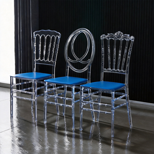 Chaise de mariage élégante en PC transparent - Design Chiavari Napoléon en cristal empilable pour hôtel, banquet, salon, appartement, extérieur - Product Image 3