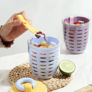 Gobelet à fruits portable à double couche avec drain, récipient de stockage alimentaire avec fourchette et cuillère pour pique-nique, usage au bureau, couvercle en plastique réutilisable - Product Image 5