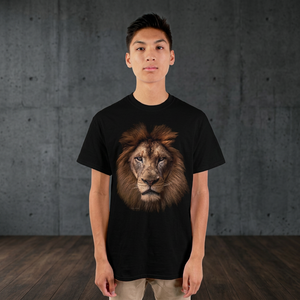 เสื้อยืดโอเวอร์ไซส์ผู้ชาย ลายพิมพ์โลโก้สิงโตเรกัล 220 กรัม ผ้าเจอร์ซีย์ สีดำ ผ้าฝ้าย 100% ยืดก่อนการตัดเย็บ แขนสั้น - Product Image 2
