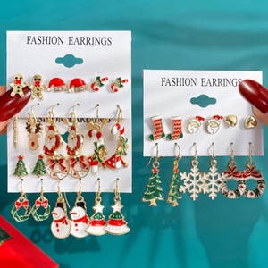 Fashion 2024 New Design 18K Gold Plated Stainless Steel Santa Claus Christmas <b>Red</b> Green Jewelry Hoop Stud <b>Earrings</b> for Women - Product Image 2