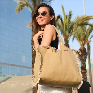 Bolso de playa de vacaciones impermeable a prueba de arena para mujer portátil OEM personalizado bolso de mano de playa extra grande