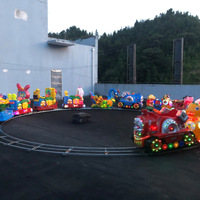 Vente en gros de manèges de parc d'attractions Train à chenilles électrique Swing Kiddie Rides Train électrique