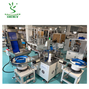 Máquina Profesional Totalmente Automática para el Ensamblaje y Tapado <span class=keywords><strong>de</strong></span> Tapas <span class=keywords><strong>de</strong></span> Botellas - Product Image 1