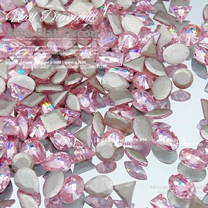 Strass en zircon biseauté à fond plat rose en forme de diamant étincelant couleur de feu décorations d'art d'ongle strass oeil de cheval - Product Image 1