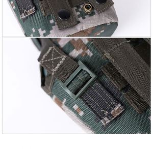 Bouteille d'eau tactique d'extérieur camouflage d'origine, en stock. Gourde en aluminium avec ceinture pour le camping. - Product Image 4