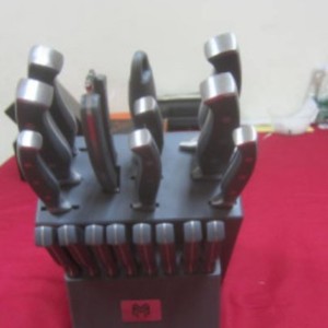 Ensemble de couteaux M004B, qualité professionnelle, acier inoxydable, avec bloc en bois, pour usage en cuisine - Product Image 1