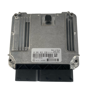 Computadora de Motor ECU <span class=keywords><strong>Hantai</strong></span> Nueva de Alta Calidad 0281011228 con 3 Meses de Garantía Compatible con Vehículos - Product Image 1
