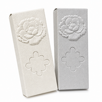 Boîte pliante personnalisée à double extrémité avec fenêtre fleurie, gaufrage et logo imprimé pour l'emballage de savon cosmétique