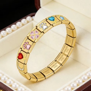 Abalorios Italianos Personalizados de Acero Inoxidable de 9mm con Diseño de Trébol de la Suerte de Tres Pétalos y Corona de Flores, para Pulseras DIY - Product Image 1