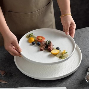 Assiette de service moderne en porcelaine blanche à rebord haut, compatible micro-ondes, pour steak, style <span class=keywords><strong>japonais</strong></span>, pour <span class=keywords><strong>restaurant</strong></span> - Product Image 1