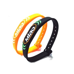 वाटरप्रूफ nfc सिलिकॉन मिनी टैग rfid 215 चिप के साथ कैशलेस भुगतान रिस्टबैंड - Product Image 2