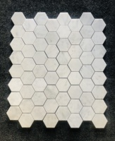 Mosaïque de marbre hexagonal en pierre blanche de Carrare d'Italie naturelle de 3 pouces pour la décoration des murs et des sols de la maison