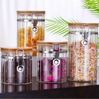 Wadah Makanan Kaca Borosilikat Tinggi Minimalis Modern Tutup Snap-On Kedap Udara Dapat Dipanaskan Aman untuk Mesin Cuci Piring Kapasitas Besar