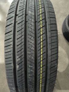 ยางรถยนต์นั่งส่วนบุคคลสมรรถนะสูง ดีไซน์เรเดียลแบบดั้งเดิม 195/65R15 225/55R16 ยาง SUV แบบไม่มียางใน - Product Image 6