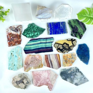 Vente en gros de pierres brutes de cristal naturel, tranche de cristal poli, plaque de pierre précieuse pour le Feng Shui, l'arrangement magique des cristaux, la décoration intérieure - Product Image 2