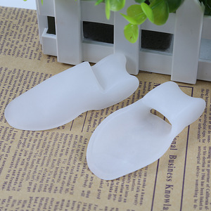 Chiffon doux Gel Orteil séparateur <span class=keywords><strong>Hallux</strong></span> <span class=keywords><strong>valgus</strong></span> correcteur <span class=keywords><strong>pour</strong></span> chaussure - Product Image 1