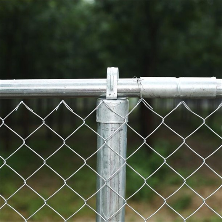 Industry Hot Dipped Galvanized Steel Chain Link Fence Fabric 4 X 50 Feet