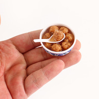 Miniatura de PVC estilo chino, simulación de porcelana azul y blanca, tazón pequeño para verduras y fideos, modelo de comida en miniatura para juego de cocina, adorno para caja de juguetes.