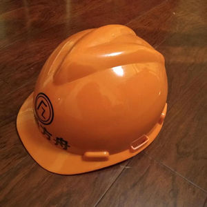 Capacete de Segurança Refletivo Tipo V YOUCHAO TRAFFIC Laranja em FRP para Trabalho em Construção - Product Image 3