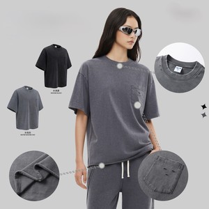 <span class=keywords><strong>T</strong></span>-<span class=keywords><strong>shirt</strong></span> da <span class=keywords><strong>uomo</strong></span> vintage lavata a maniche corte <span class=keywords><strong>con</strong></span> bordi sfrangiati, dettagli strappati e tasca angolare applicata - Product Image 3