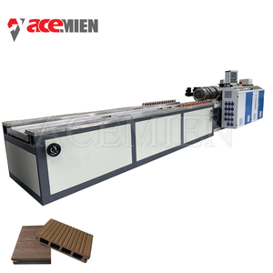 Machine de fabrication de panneaux muraux <span class=keywords><strong>en</strong></span> <span class=keywords><strong>bois</strong></span> <span class=keywords><strong>composite</strong></span> plastique Wpc pour la décoration intérieure de haute qualité - Product Image 4