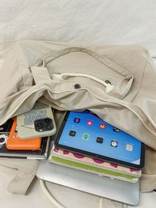 Bolsa de Viaje de Diseño Moderno para Viajes Cortos, Impermeable, Gran Capacidad, Ligera, con Cierre, Ecológica, Plegable, para Fin de Semana - Product Image 6
