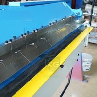 Presse plieuse manuelle W2.0x2040A pour tôles d'aluminium, pliage d'angles stable, fabrication d'armoires de cuisine